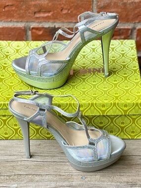 Gianni Bini Elicia Rhinestone Silver Platform Heels Open Toe Sz 8.5M